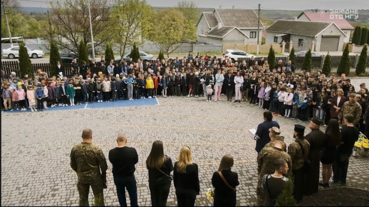На Буковині у школах, де навчалися загиблі герої, встановлюють меморіальні дошки