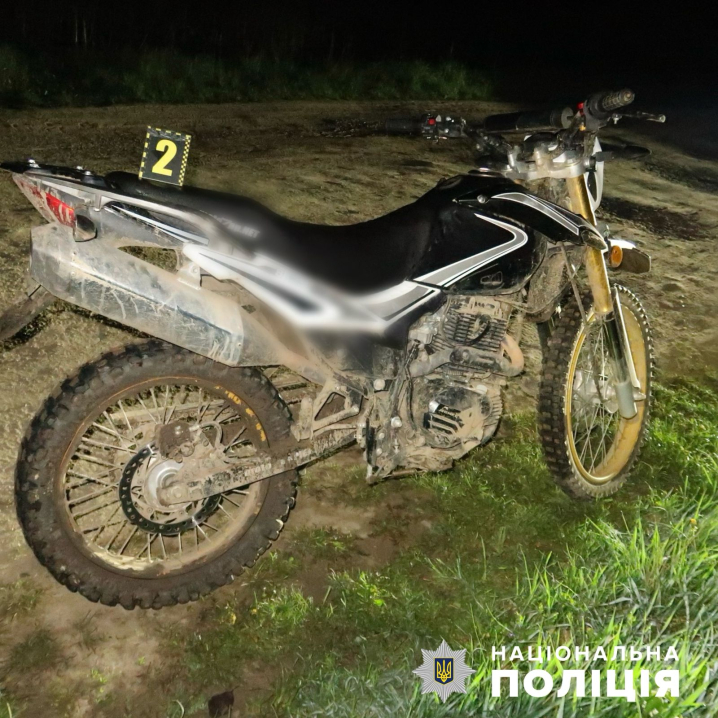 У поліції повідомили подробиці ДТП з двома мотоциклами в селі Нижні Синівці
