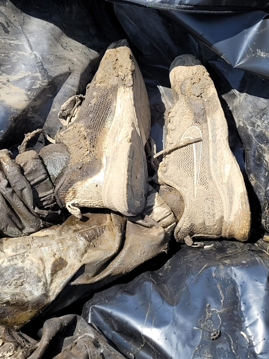 З Тиси дістали тіла трьох потопельників, неподалік від кордону з Румунією (жахливі фото) З Тиси дістали тіла трьох потопельників, неподалік від кордону з Румунією (жахливі фото)