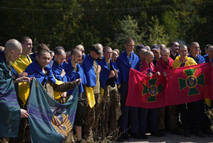 В Україну із російського полону повернули 115 захисників