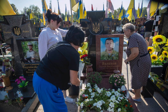 У День пам’яті захисників в Києві відкрився Меморіальний монумент загиблим воїнам, - Кличко