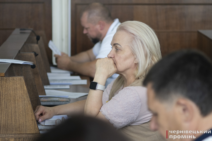 Фоторепортаж із чергового засідання сесії Чернівецької міської ради