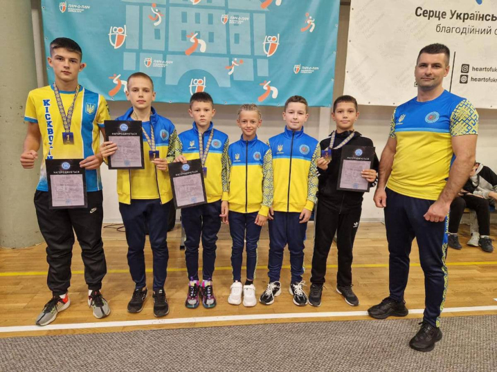 Спортсмени з Кіцманської громади відзначилися на чемпіонаті України з кікбоксингу