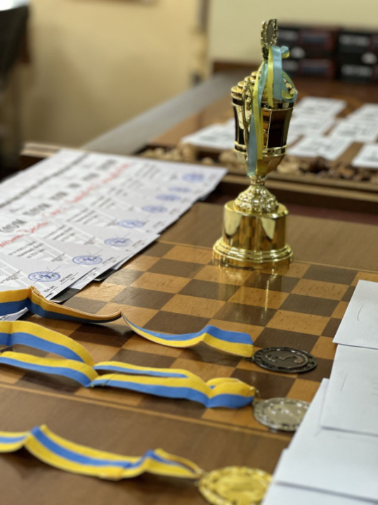 У чернівецькому клубі "Біла тура" відбувся фінал обласного чемпіонату з шахів