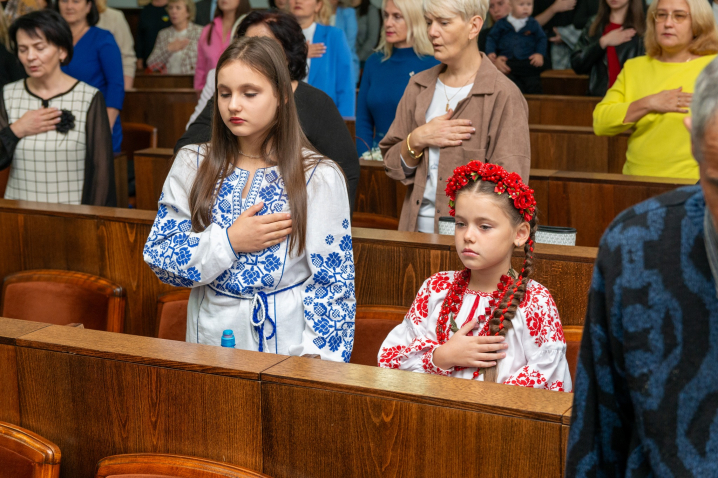 Престижною премію імені Юрія Федьковича нагороди освітян Чернівецької громади