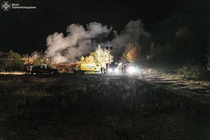 Росіяни вдарили по промисловому об'єкту на Тернопільщині, спалахнула пожежа 