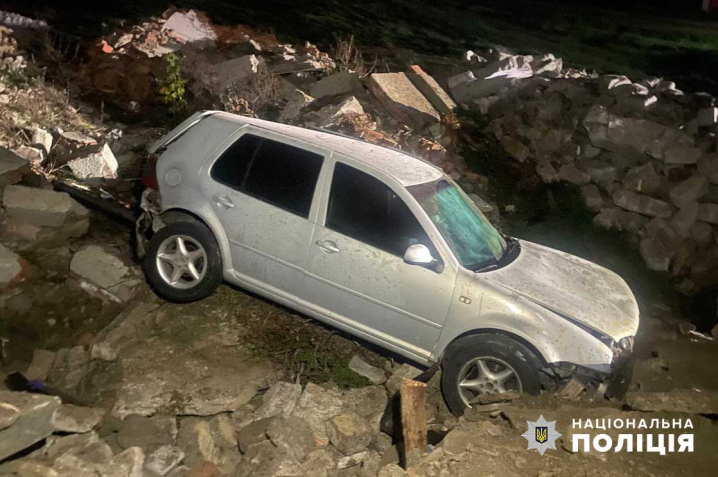 Підліток взяв авто батьків: у селі Черленівка хлопець злетів в кювет