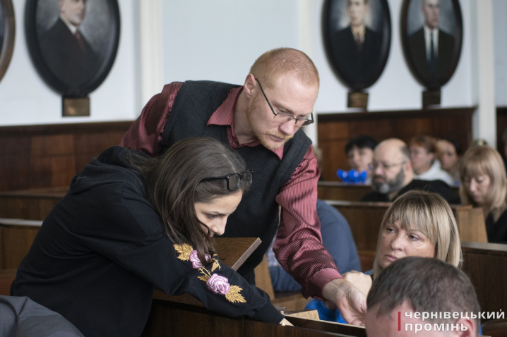 Фоторепортаж із жовтневого засідання сесії Чернівецької міської ради