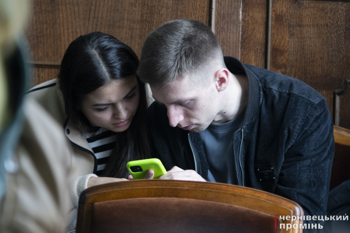 Фоторепортаж із жовтневого засідання сесії Чернівецької міської ради