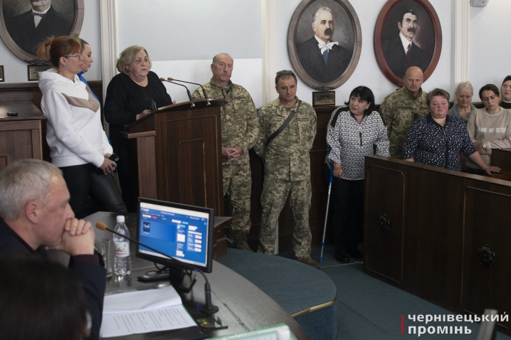 Фоторепортаж із жовтневого засідання сесії Чернівецької міської ради