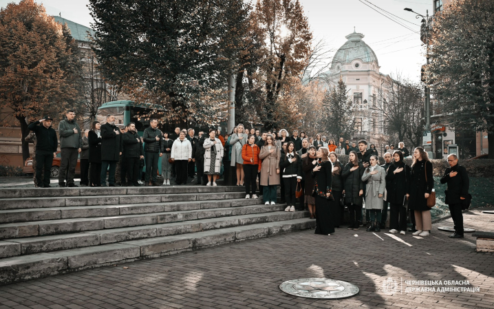 «Такого здвигу народу Чернівці ще не бачили»: сьогодні 106-а річниця Буковинського віча