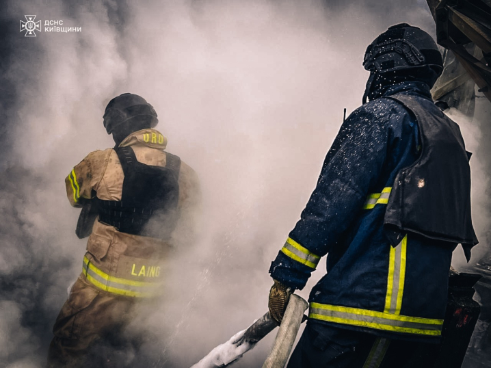 Пошкоджень зазнали 14 регіонів, разом з Буковиною: рятувальники опублікували фото