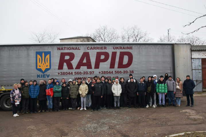 Хотин заручився партнерством з німецьким містом Ален: місто отримало дві вантажівки допомоги