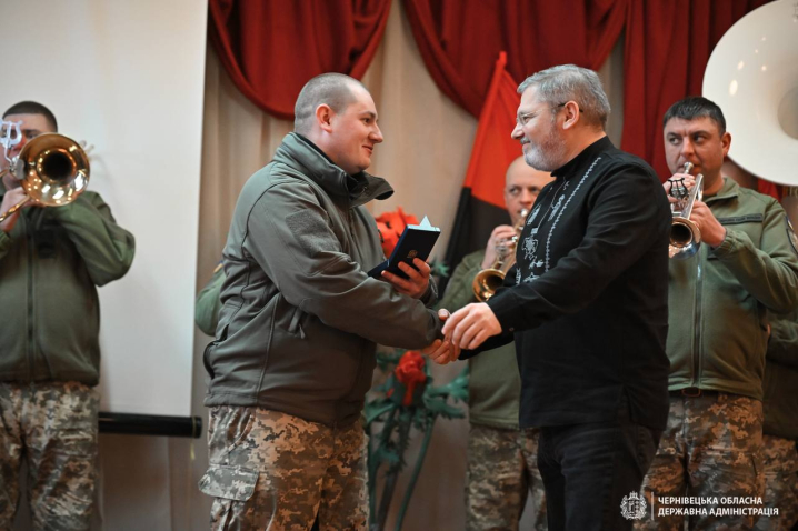 У Чернівецькій області кулеметний батальйон відзначає перший рік з дня створення