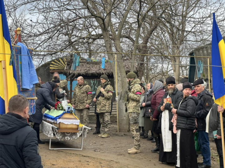 У Рукшинській громаді попрощалися з загиблим військовим Анатолієм Латковським