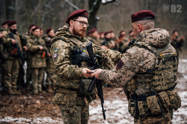 Буковинські десантники отримали заслужені державні нагороди та відомчі відзнаки