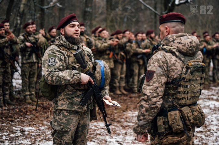 Буковинські десантники отримали заслужені державні нагороди та відомчі відзнаки