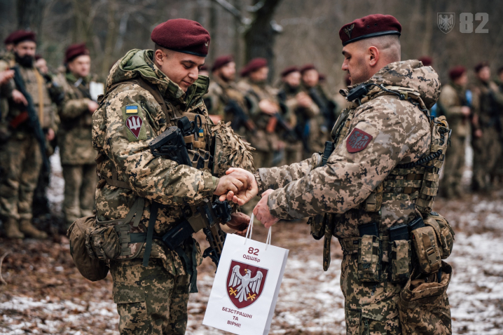 Буковинські десантники отримали заслужені державні нагороди та відомчі відзнаки