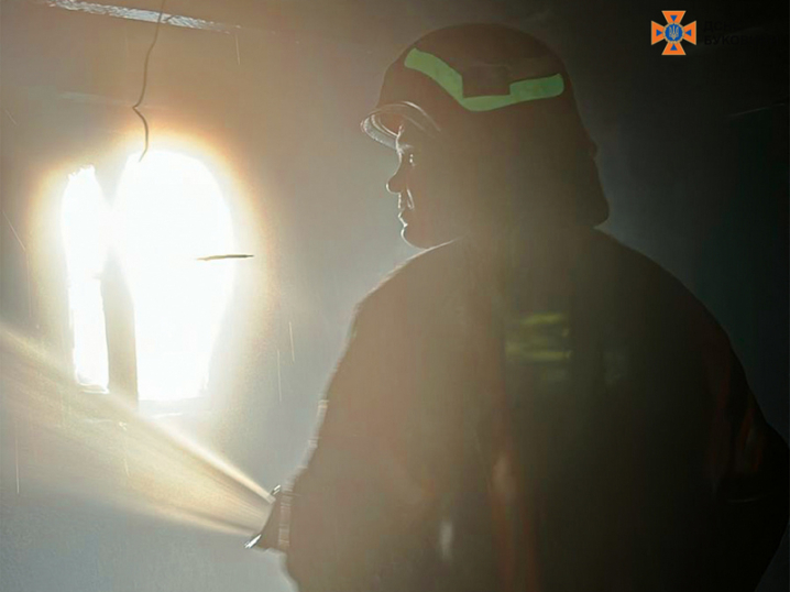 У Чернівцях сталася пожежа у медичному закладі У Чернівцях сталася пожежа у медичному закладі