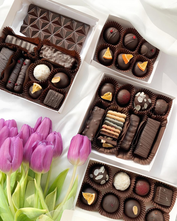 Без молока та цукру: у Чернівцях створюють веганський шоколад Без молока та цукру: у Чернівцях створюють веганський шоколад