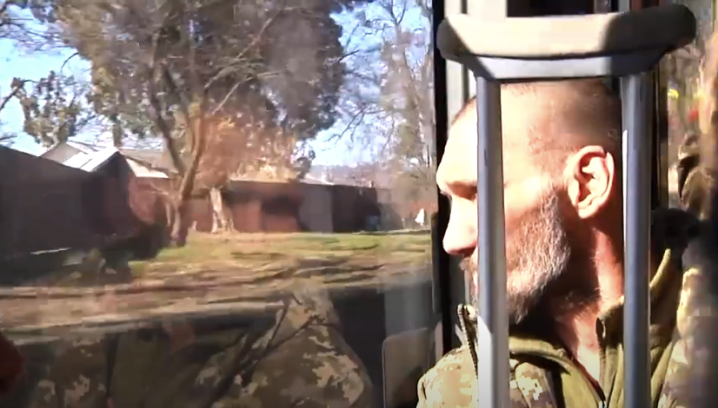 Мандри, що лікують: військові знайомляться з Чернівцями під час реабілітації Мандри, що лікують: військові знайомляться з Чернівцями під час реабілітації