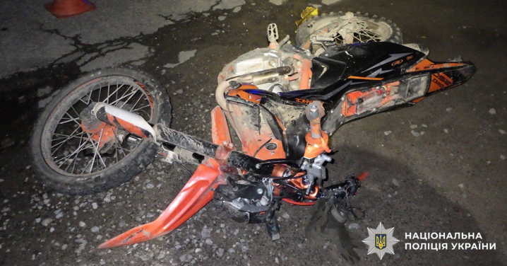 Два мотоцикли розтрощені вщент. У Красноїльську в ДТП постраждав неповнолітній