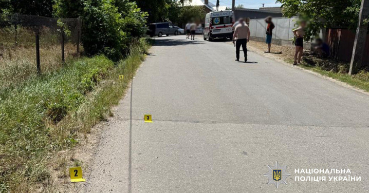 На Буковині п’яний водій збив 18-річного хлопця та залишив помирати На Буковині п’яний водій збив 18-річного хлопця та залишив помирати