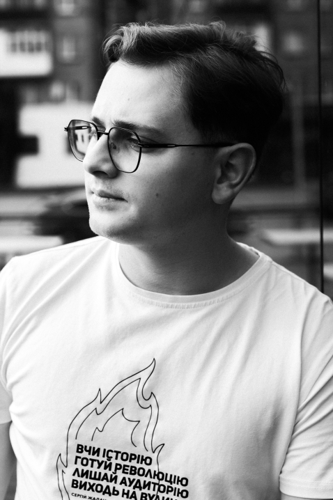 Хлопець з ДЦП у Чернівцях 2,5 роки не міг підтвердити інвалідність – бо "надто гарний"