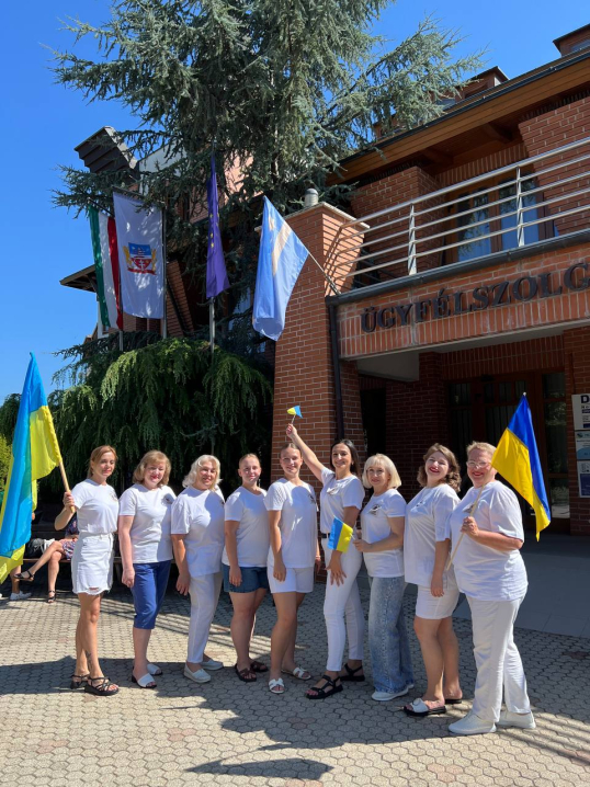 Хотинські колективи представили Буковину на Міжнародному фольклорному фестивалі в Угорщині Хотинські колективи представили Буковину на Міжнародному фольклорному фестивалі в Угорщині