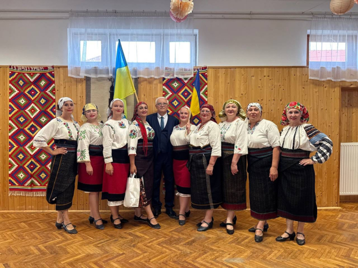Хотинські колективи представили Буковину на Міжнародному фольклорному фестивалі в Угорщині Хотинські колективи представили Буковину на Міжнародному фольклорному фестивалі в Угорщині