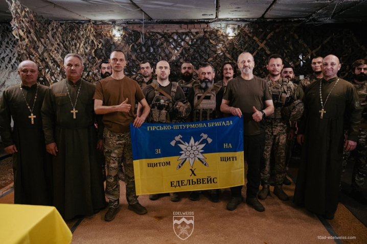 Буковинського воїна нагороджено орденом «За мужність» ІІІ ступеня Буковинського воїна нагороджено орденом «За мужність» ІІІ ступеня