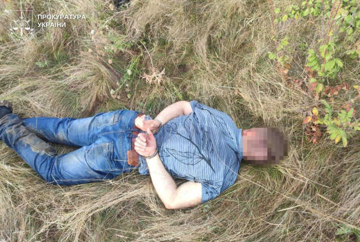 На Вінниччині знайшли мертвими двох школярів. За вбивство затримали їх вчителя На Вінниччині знайшли мертвими двох школярів. За вбивство затримали їх вчителя