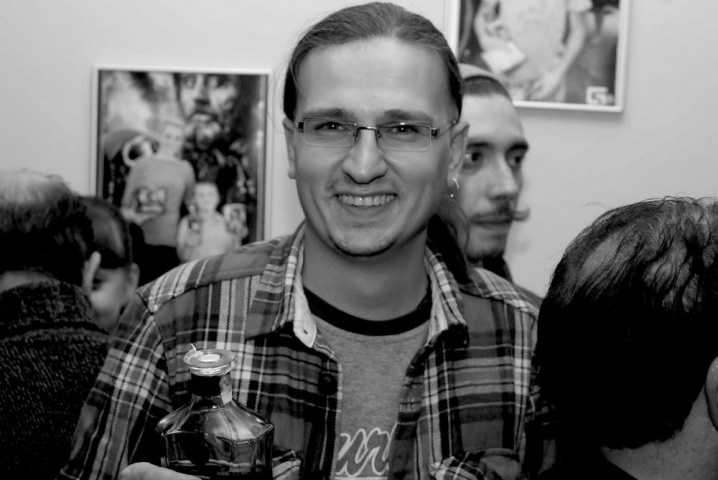 У Чернівцях віддали останню шану телеоператору Ярославу Левицькому У Чернівцях віддали останню шану телеоператору Ярославу Левицькому