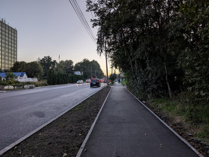 У Чернівцях на вулиці Південно-Кільцевій завершується ремонт дороги У Чернівцях на вулиці Південно-Кільцевій завершується ремонт дороги