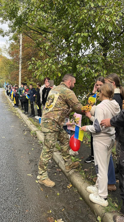 У рідний Селятин повернувся військовий Андрій Федюк. Чоловік був у полоні понад три роки У рідний Селятин повернувся військовий Андрій Федюк. Чоловік був у полоні понад три роки