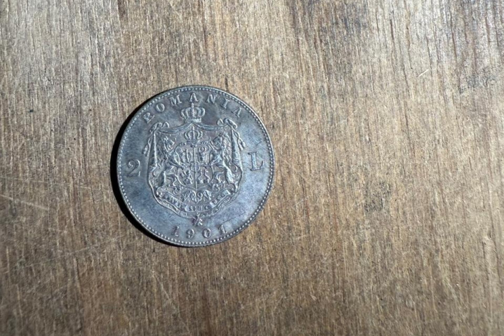 На кордоні Буковини з Румунією прикордонники вилучили колекцією старовинних монет На кордоні Буковини з Румунією прикордонники вилучили колекцією старовинних монет