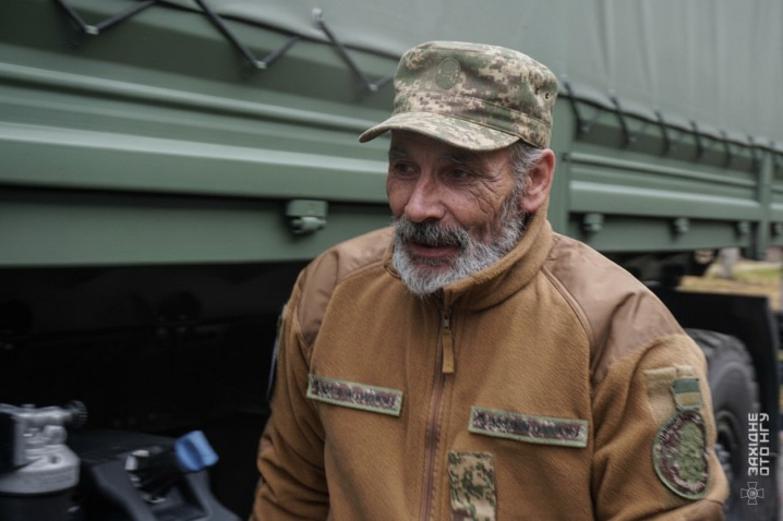 Без них не рушить фронт: на Буковині провели турнір серед військових водіїв Без них не рушить фронт: на Буковині провели турнір серед військових водіїв