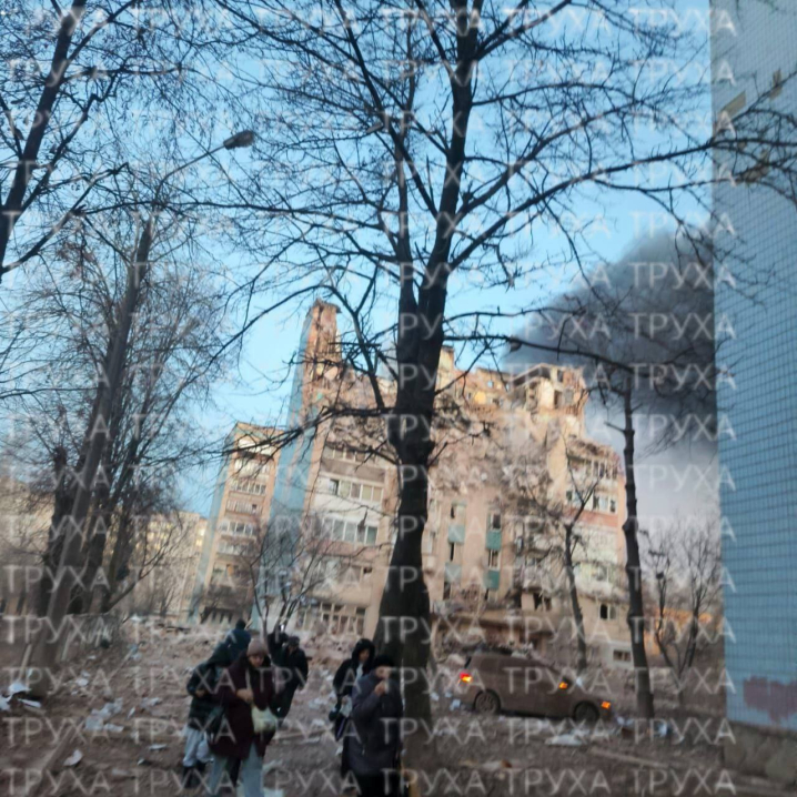 У Тернополі ракета влучила у багатоповерхівку: страшні подробиці руйнувань