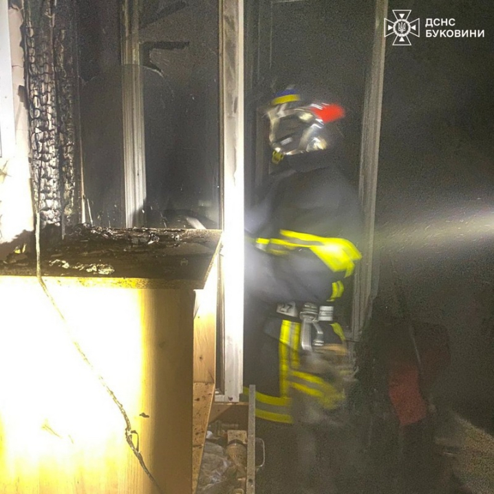 У Чернівцях горіла котельня житлового будинку У Чернівцях горіла котельня житлового будинку