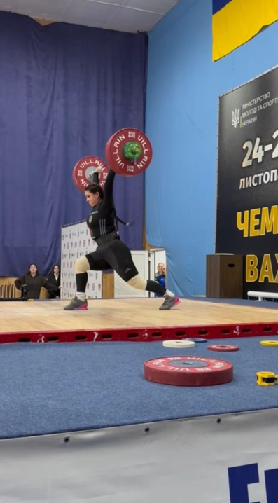 Працівниця Чернівецької обласної лікарні стала чемпіонкою України з важкої атлетики