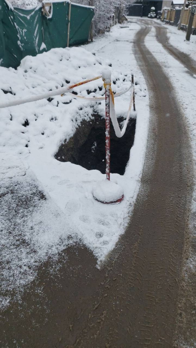 Вода у газових трубах: 14 будинків у Чернівцях уже місяць без опалення
