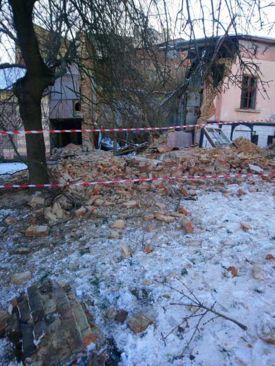 У Чернівцях є загроза подальшого обвалу будинку на Шолом-Алейхема
