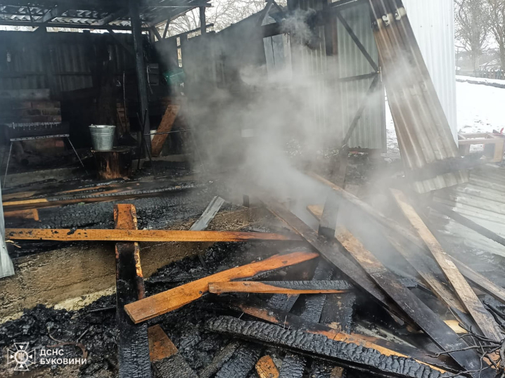 На Буковині сталося 7 пожеж: у вогні травмувався чоловік