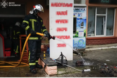 Закоптились стіни і стеля. У Чернівцях горіли холодильники і кавовий апарат