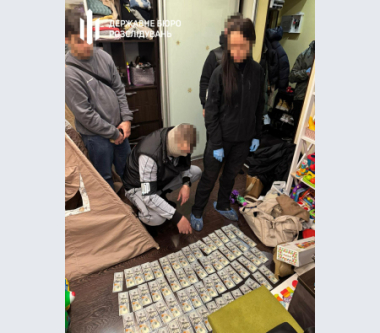 Експравоохоронець на Буковині допомагав чоловікам незаконно виїхати за кордон. Його затримали