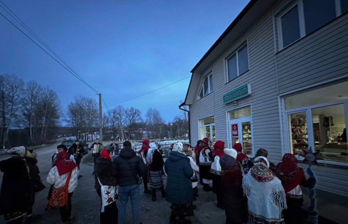 На Буковині учні музичної школи наколядували 34 тисячі гривень на ЗСУ