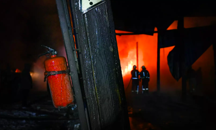 Вночі у селі Кам'янка згорів вщент деревообробний цех