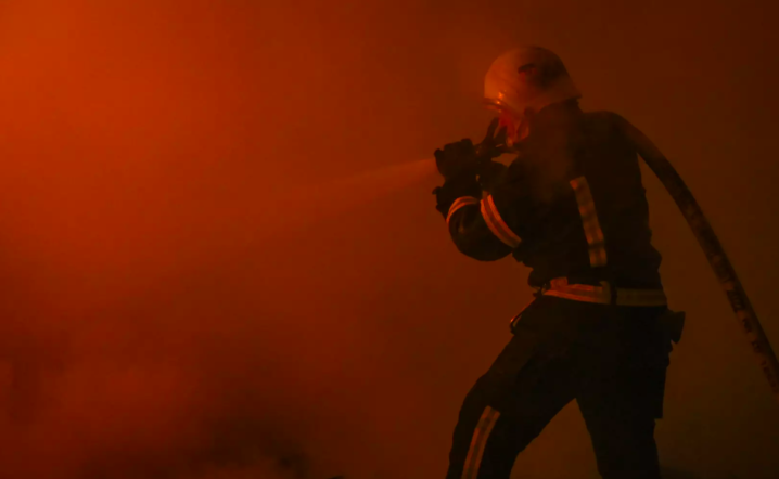 Вночі у селі Кам'янка згорів вщент деревообробний цех