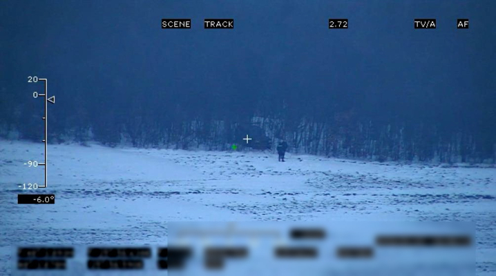 На Буковині водій з шістьома людьми у авто намагався прорватися через кордон до Румунії На Буковині водій з шістьома людьми у авто намагався прорватися через кордон до Румунії