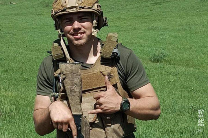 «Закалка – це головне!» Чернівецький гвардієць на псевдо Бурий про війну, стійкість, поранення і майбутнє «Закалка – це головне!» Чернівецький гвардієць на псевдо Бурий про війну, стійкість, поранення і майбутнє